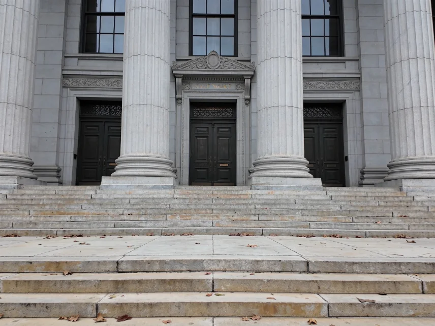 NY Court Backs Law Forcing Social Platforms to Take Hate Speech Reports FAYFO.com