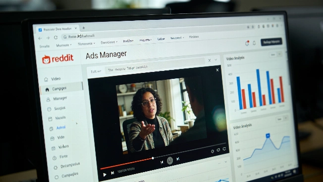 Reddit Pushes 15-Second Video Views to Attract Brand Advertisers FAYFO Media