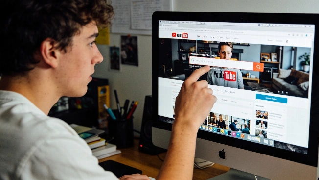 YouTube Rolls Out AI-Powered Ask YouTube to US Teens and Adults FAYFO.com