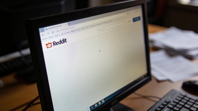 Reddit Battles AI-Driven Stealth Marketing and Fake Engagement FAYFO.com